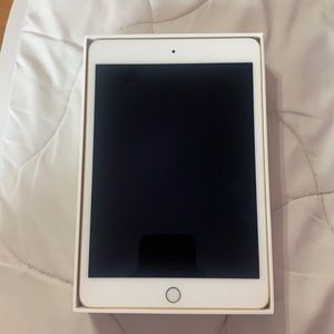 ipad mini four